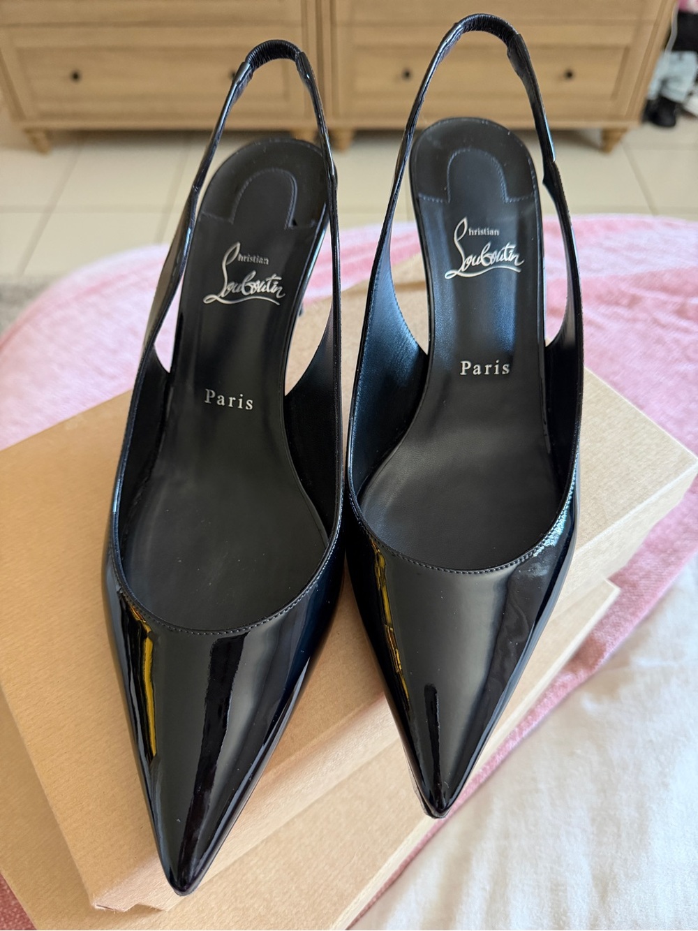 Christian Louboutin Hot chick Black Patent Slingback Pumps with Red Sole - Picture 4 of 6